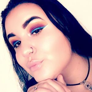 Meet your Posher, Kaia